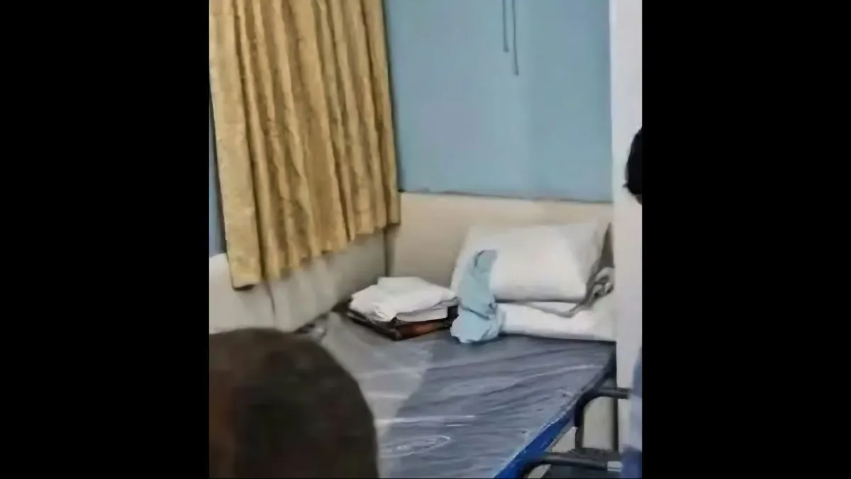 Condoms, contraceptives and bed found at luxurious ward office in Bidhannagar Municipal Corporation