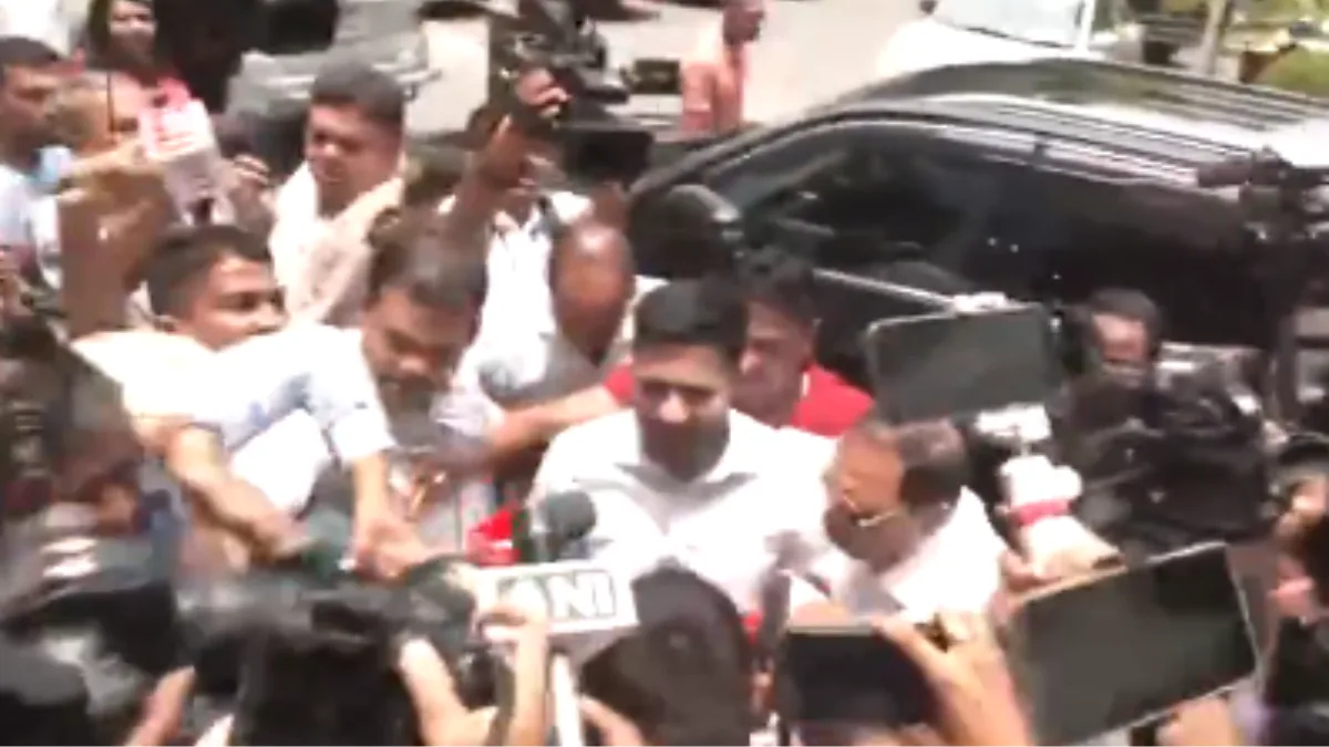 Abhishek at ED office in Kolkata for questioning in school recruitment case