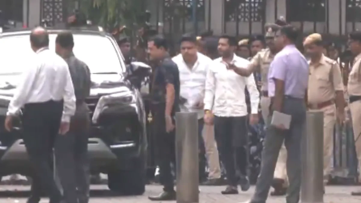 Abhishek arrives at CID headquarters for second round of questioning in signature forgery case