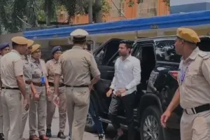 Abhishek at CID office, third time now, for questioning in signature forgery case