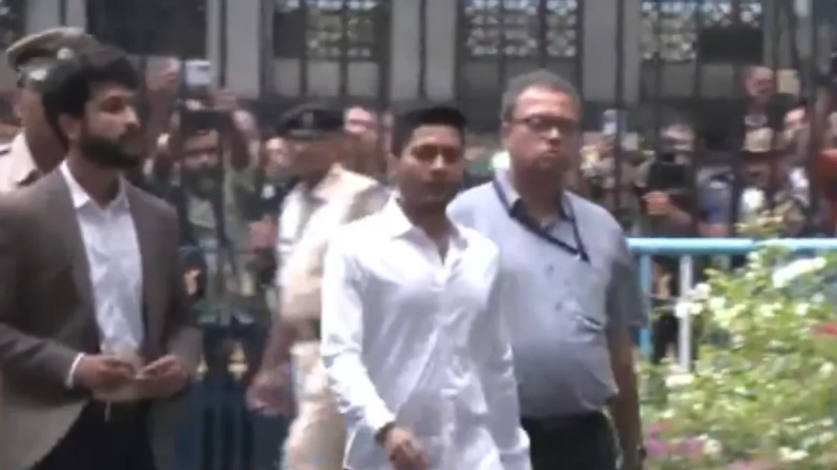 Abhishek Banerjee arrives at CID office in Kolkata following court’s direction