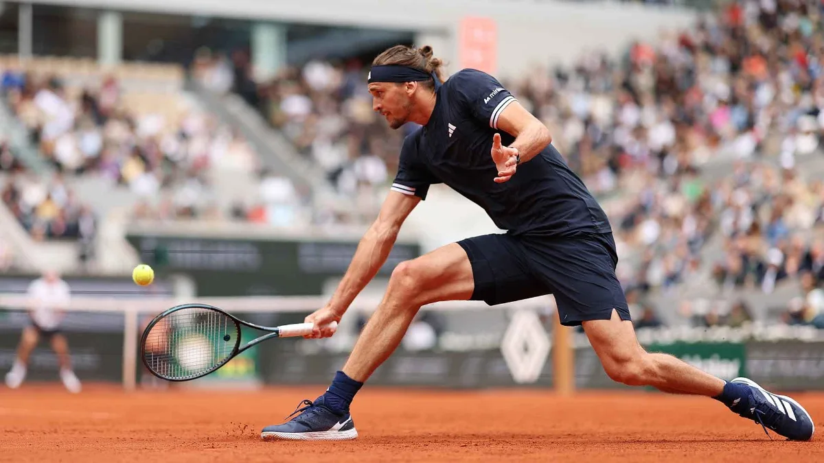 French Open 2026: Alexander Zverev defeats Jakub Mensik to set up title clash with Flavio Cobolli