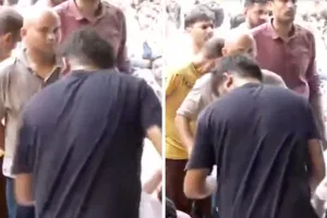 WATCH | Ink thrown at Abhijeet Dipke during Jantar Mantar protest; Parliament march faces hurdle
