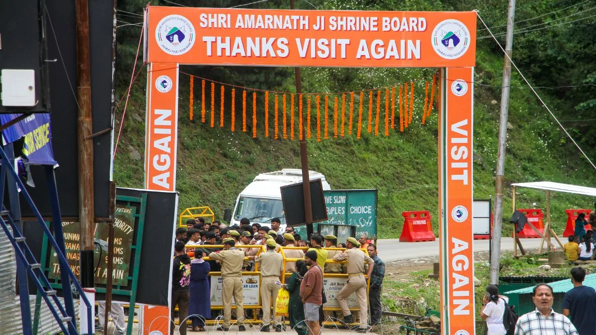 Amarnath Yatra begins as first batch of pilgrims heads to holy cave under massive security cover