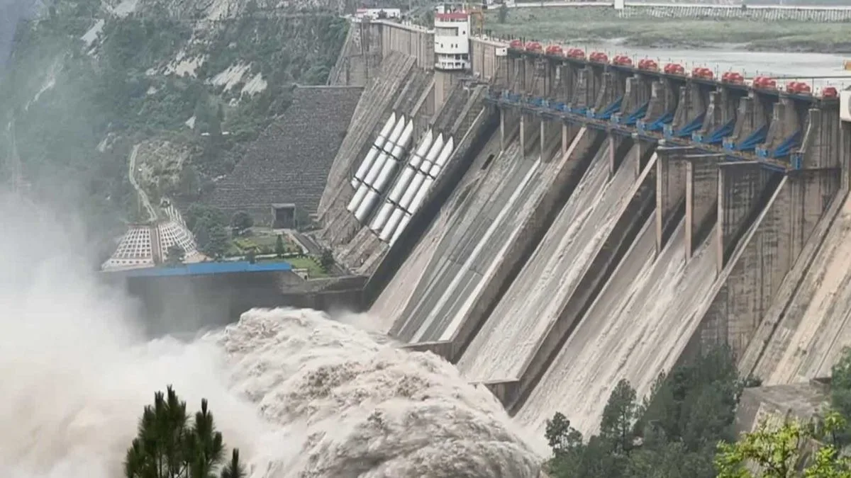 India to keep Indus Waters Treaty in abeyance; renegotiation only after Pakistan acts on terror: Report