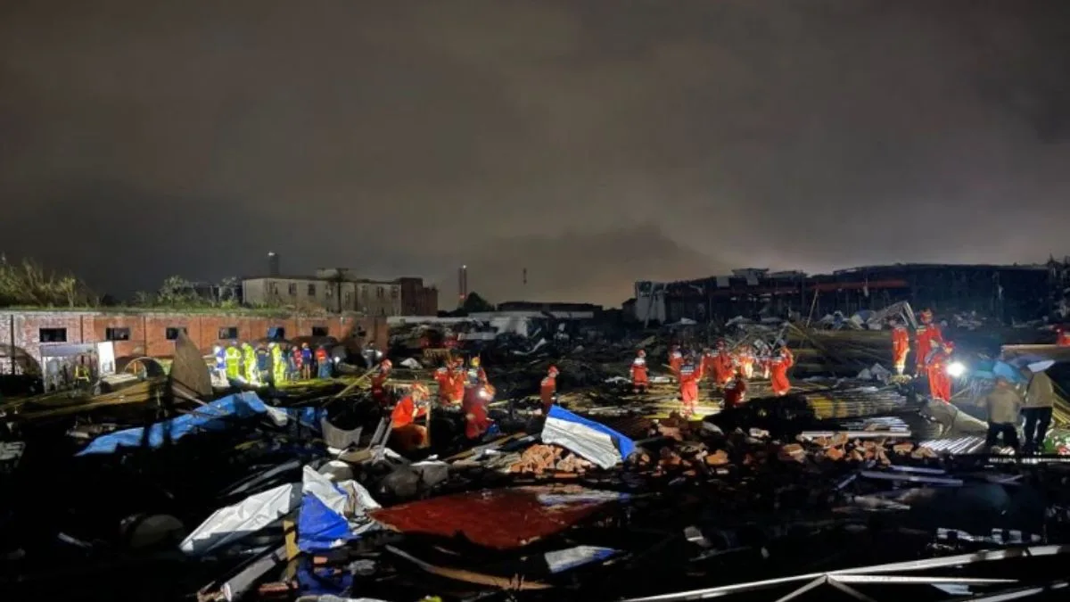 Extreme weather batters China: Hubei records 8 deaths, Gansu landslide leaves dozens buried