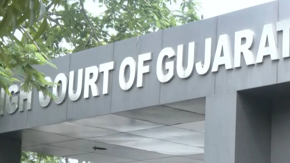 2008 Ahmedabad serial blasts case: Gujarat HC upholds death sentences of 38 convicts, life terms for 11