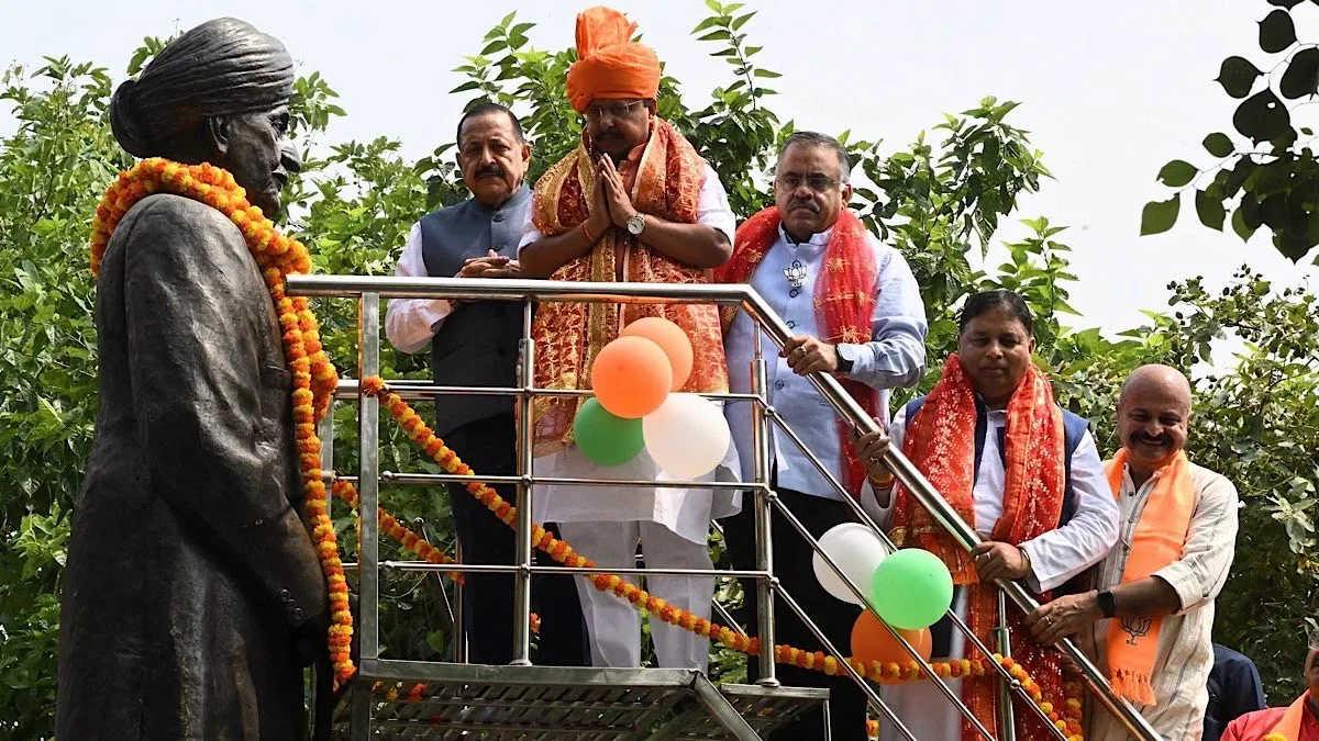 Nitin Nabin directs greater coordination between BJP leaders and cadre in J&K