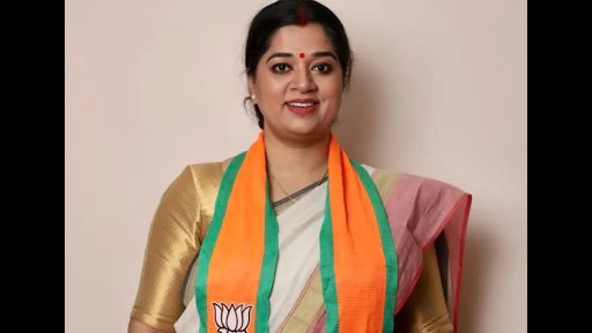 State minister initiates move to revive football manufacturing by women