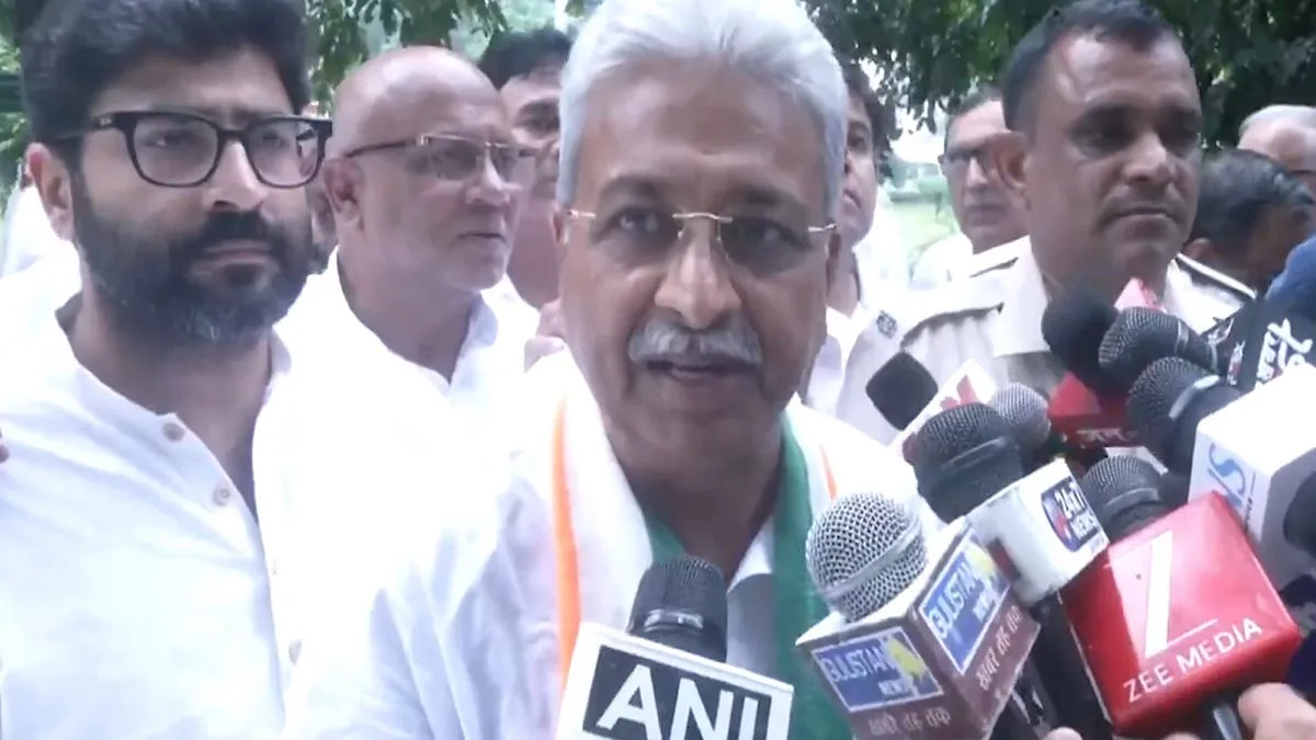 Haryana Congress leaders detained during Raj Bhavan protest