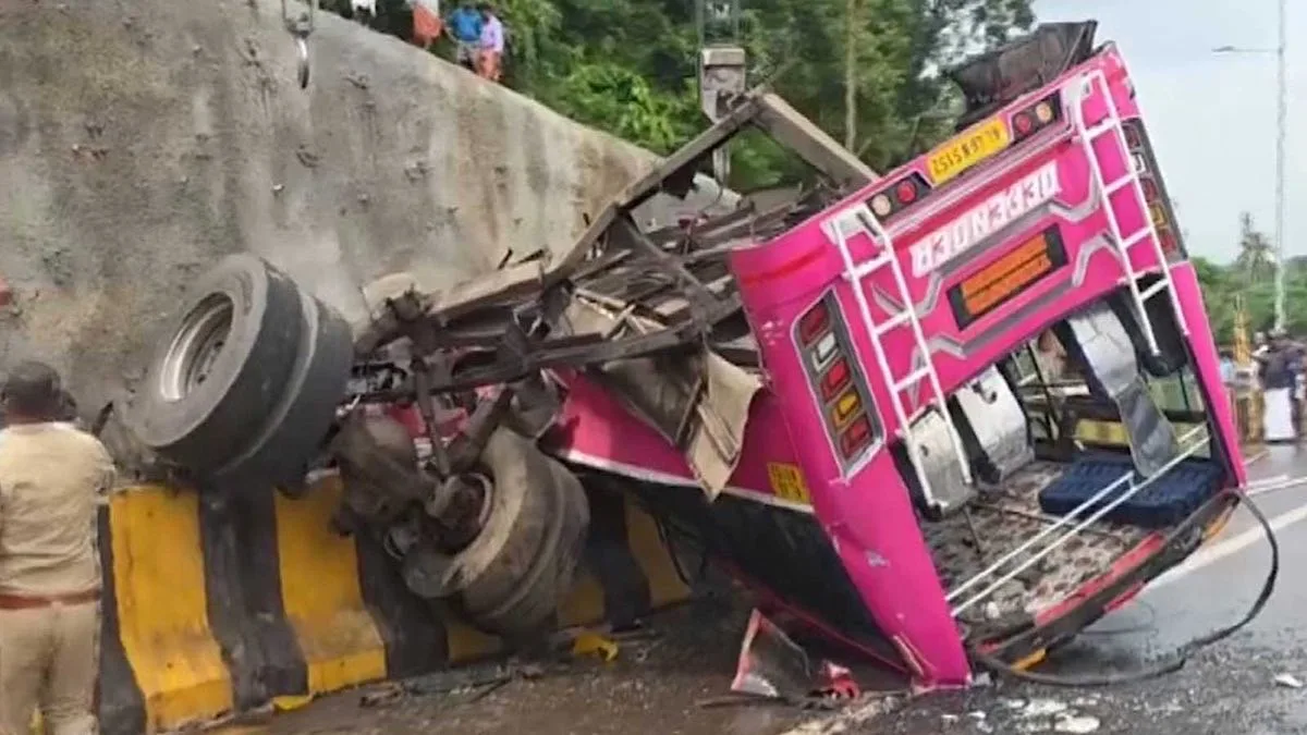 Bus splits in two after overturning in Kerala’s Kuttippuram; 1 dead, 3 critical