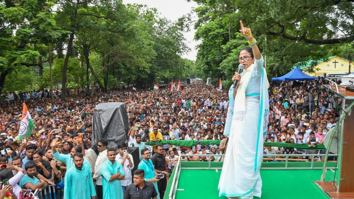Kolkata Police book Trinamool organisers for alleged High Court order violations during July 21 rally
