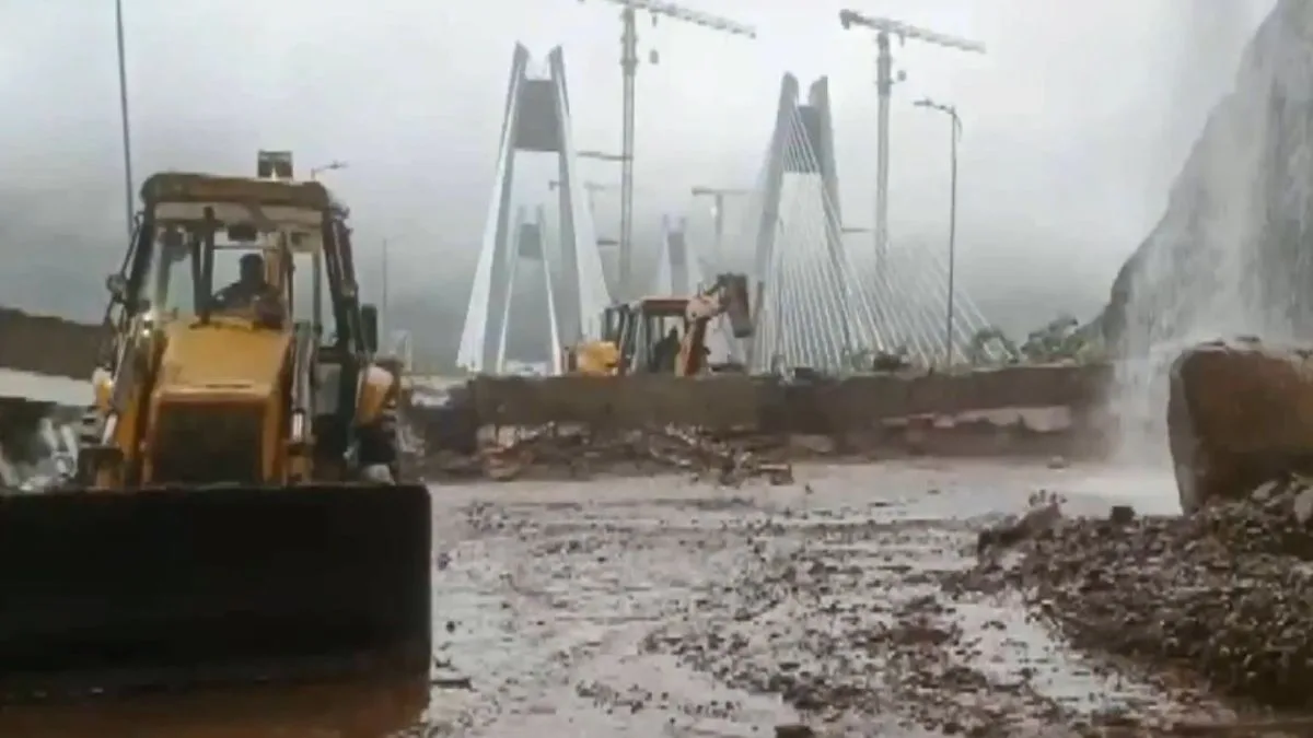 Mumbai-Pune travel comes to a standstill as massive rain-triggered landslides force train cancellations, halt Expressway traffic