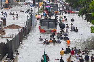 Mumbai battered by relentless monsoon fury: 380mm rain, flooded streets, school shutdowns and Orange Alert