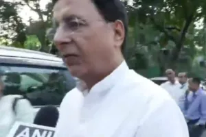 Congress prepares to launch its own iteration of student salvo as MPs reach Rahul Gandhi’s residence; BJP reacts