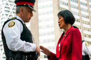 Second attack in four months: Gunfire damages US Consulate in Toronto; getaway car tops 140 km/h