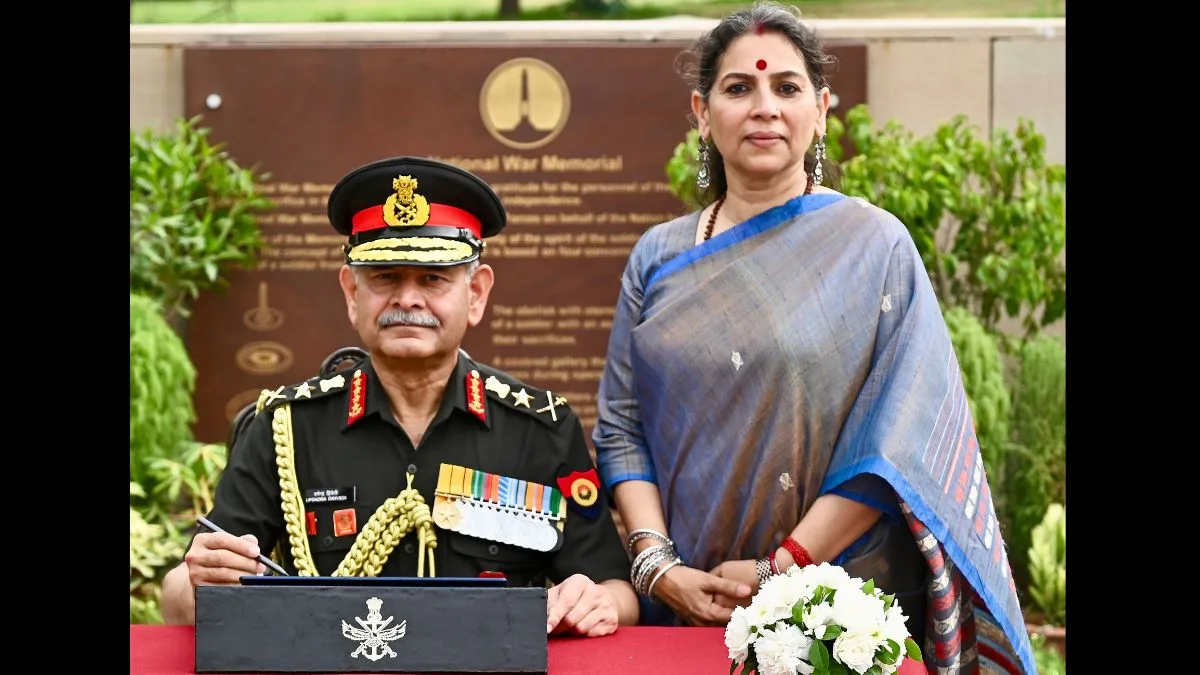 Ex-Army Chief Gen Upendra Dwivedi remains happily married: Fact Check