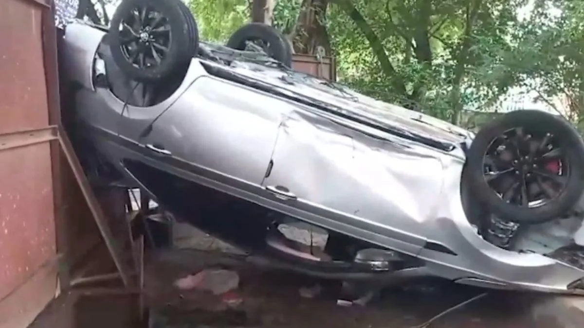 Army officer’s son, 20, killed after car falls into drain near Delhi’s Vasant Kunj; DDA ignored complaints, say residents