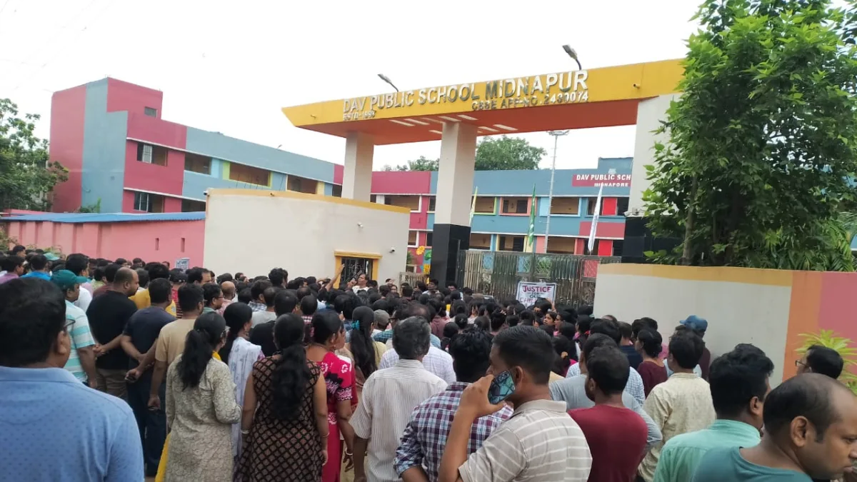 Class 1 student sexually assaulted in Bengal’s Midnapore, parents demand accountability from school