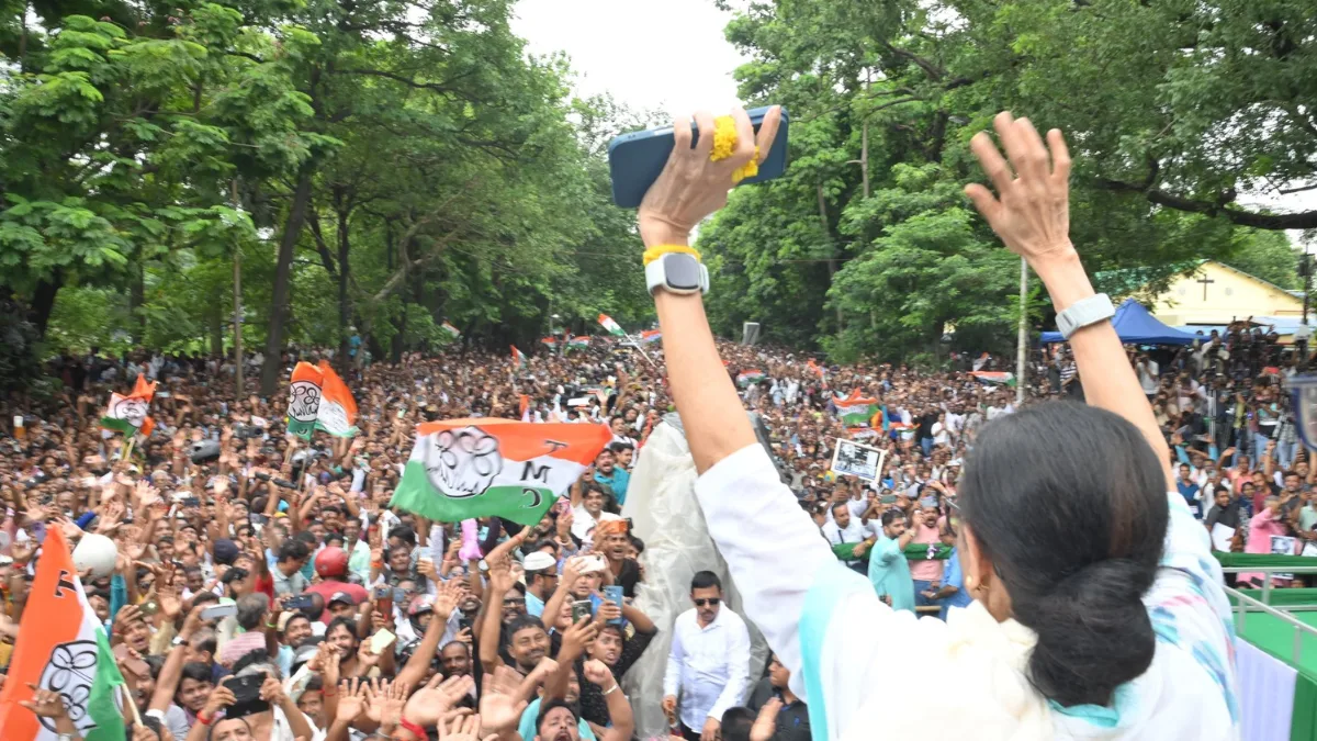 Mamata rules out taking back defectors, asserts ‘We are real Trinamool’