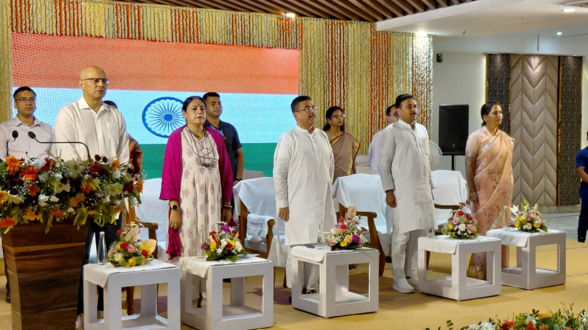 Suvendu to offer ‘Swachh Kavach’ for 50,000 sanitation workers, promises massive plantation drive