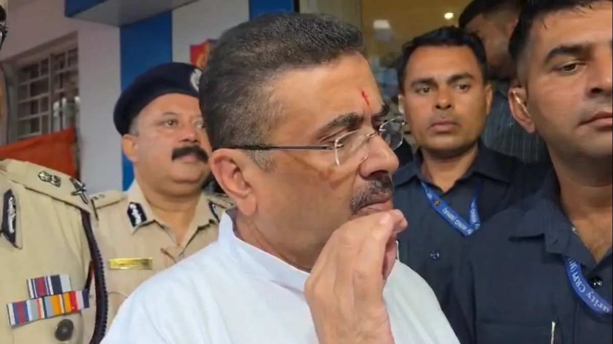 Suvendu visits Baruipur SP office to review rape-murder probe, assures victim’s family of justice