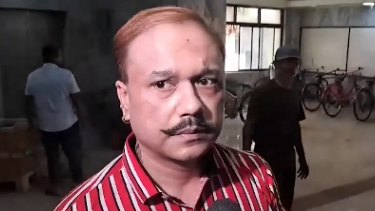 Madan Mitra’s elder son Swarup appears before ED for questioning in municipal recruitment scam